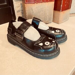 New!  Trendy Black Cat Design Buckle Shoes